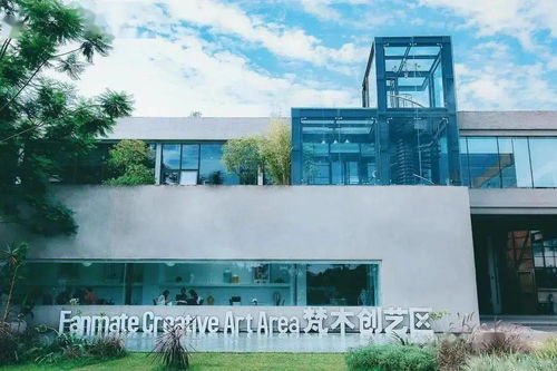 龍泉驛一廢棄鋼管廠里,建起一個全國知名文化創藝區