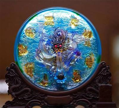 中國紅海玻璃文化藝術(shù)園--名副其實的“玻璃之都”_旅游_網(wǎng)
